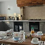 Villa L'auberge Du Parachutiste