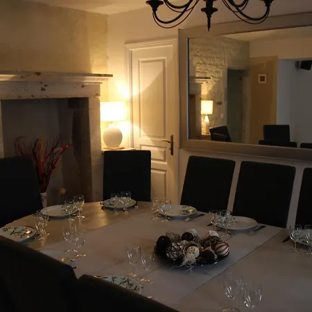 Villa L'auberge Du Parachutiste *