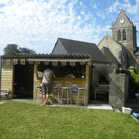 L'auberge Du Parachutiste * Sainte-Mère-Église