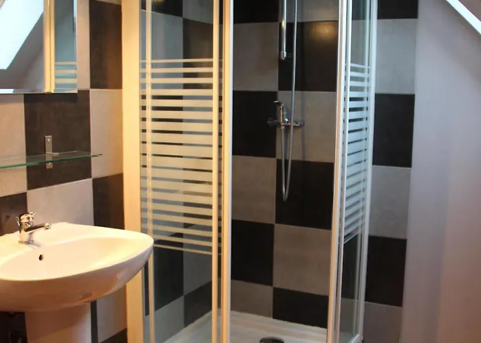 Villa L'auberge Du Parachutiste *